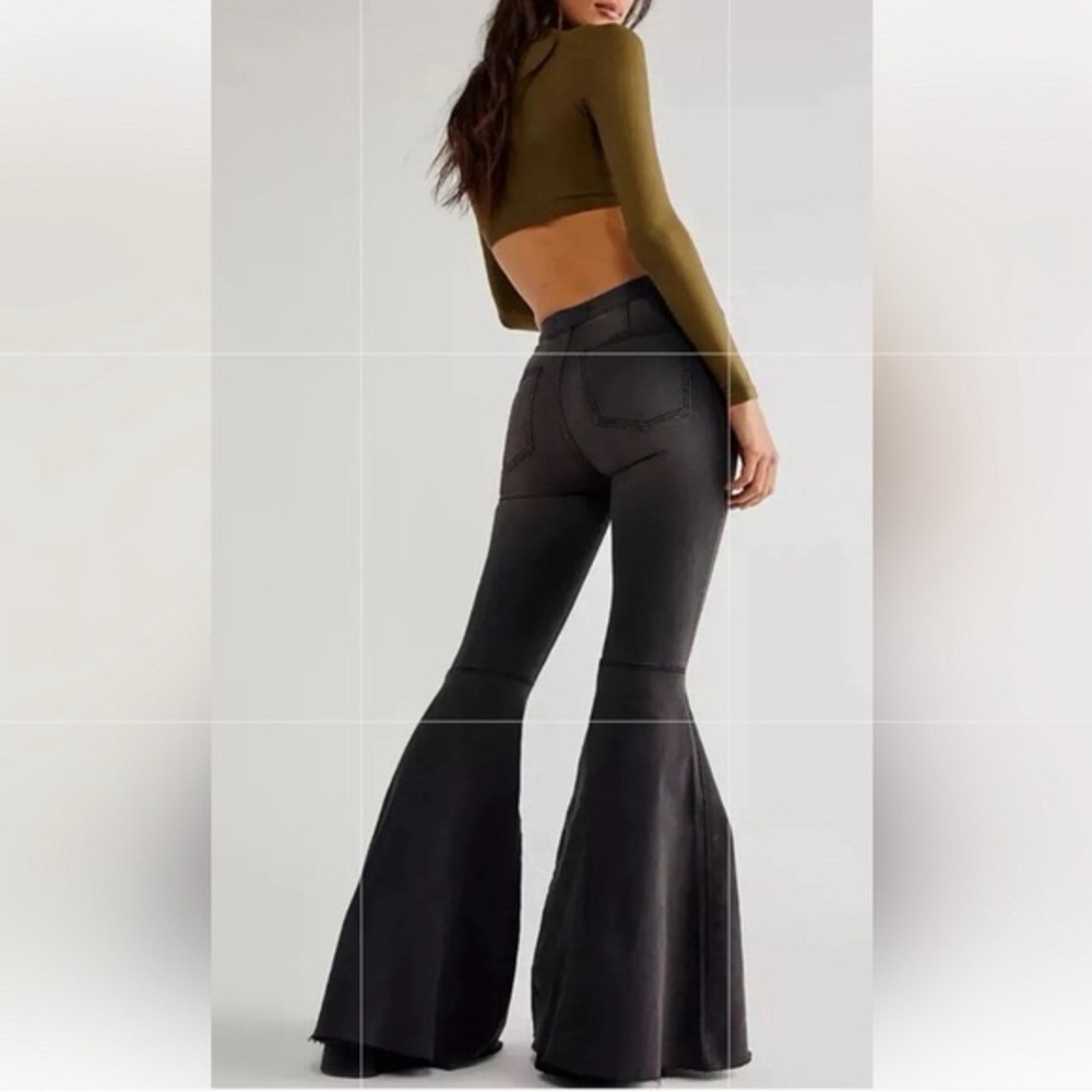 We The Free Jayde Flare Jeans nwt